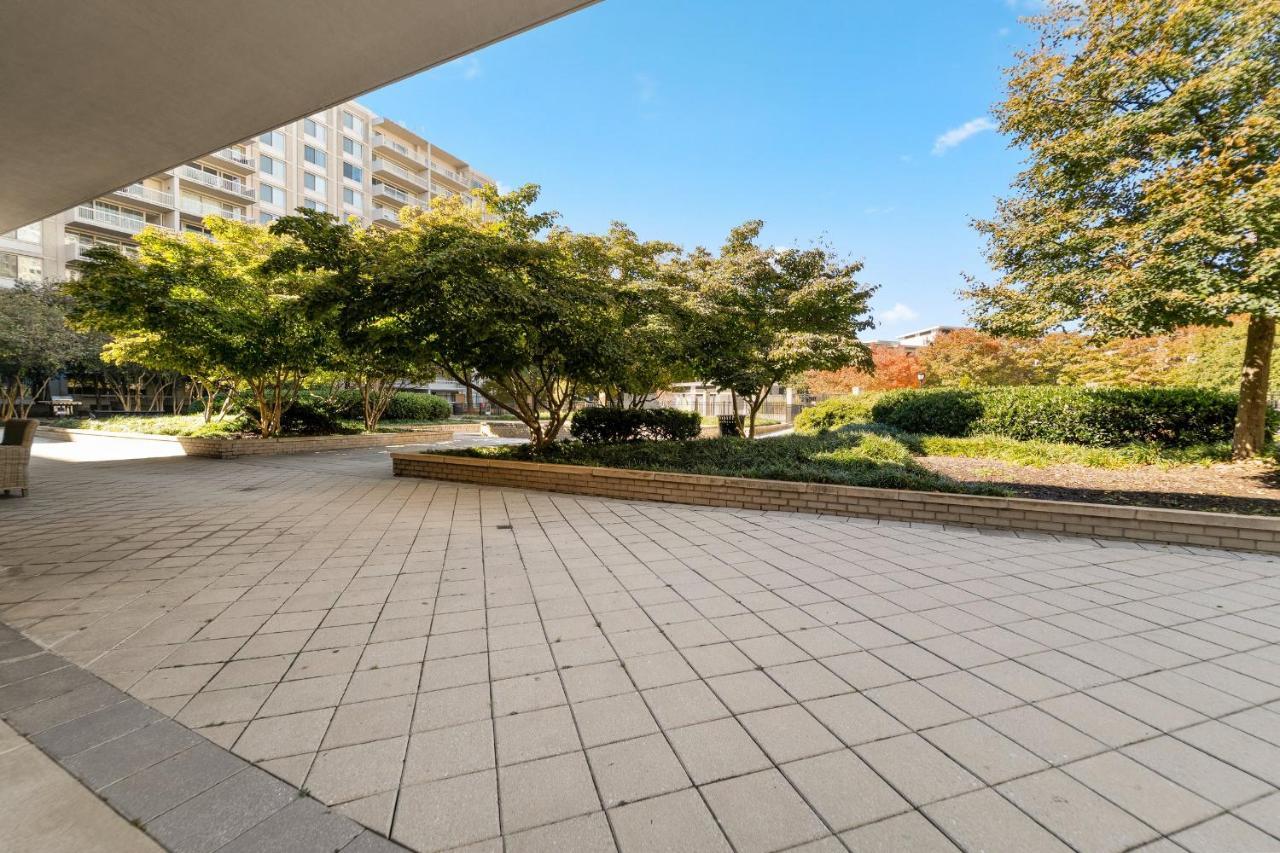 Urbandelight Crystal City Mins To Dc Free Parking Арлингтон Экстерьер фото